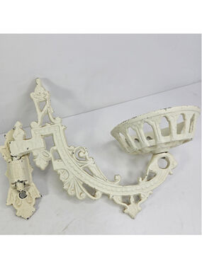 Antique Cast Iron White Oil Lantern Lamp Wall Mount Sconce W/ Swing Bracket